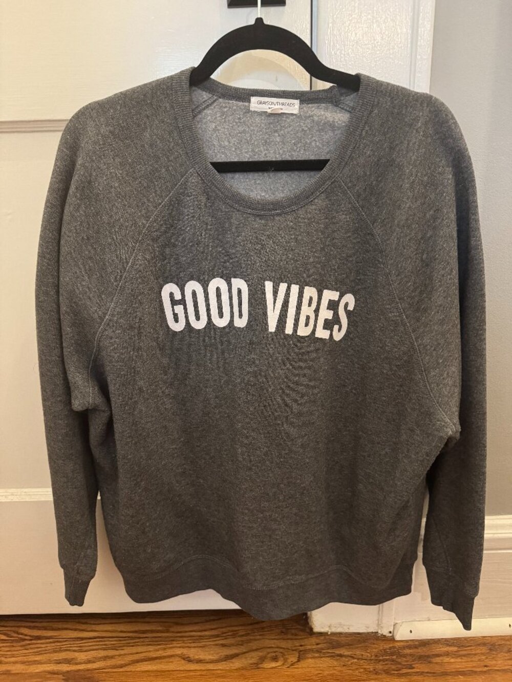 Grayson/Threads Good Vibes Graphic Sweatshirt Gray Size Large - Picture 2 of 8